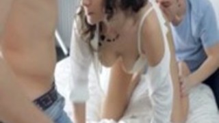 一つのコックは、ロシアの大学の可愛い人のために十分ではありません 一つのコックは、ロシアの大学の可愛い人のために十分ではありません