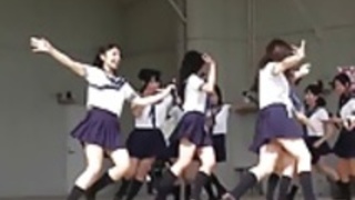 かわいい日本の学生ダンス かわいい日本の学生ダンス