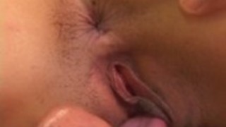 鈴夏ユランのおまんこを生のチンポでジックリ堪能!無修正動画 鈴夏ユランのおまんこを生のチンポでジックリ堪能!無修正動画