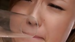 彼女は彼女の中にあるものを2ハードロックコックに抵抗することはできません