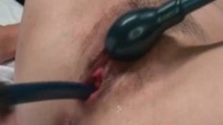 ティーンアジアホヤの女神は、ぬれた猫おもちゃにハードコアを取得します ティーンアジアホヤの女神は、ぬれた猫おもちゃにハードコアを取得します