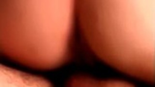 ディックは売春婦のような専門家のJAP看護師重い物の運搬コックを吸って ディックは売春婦のような専門家のJAP看護師重い物の運搬コックを吸って