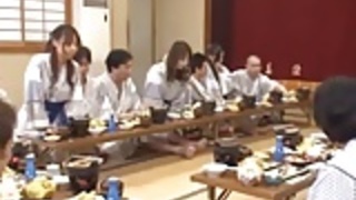 野生の輪姦 野生の輪姦