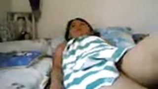 マレー赤いブラジャー マレー赤いブラジャー