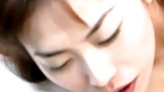 この日本の熟女はワイルドときはめちゃくちゃハードゴーズ この日本の熟女はワイルドときはめちゃくちゃハードゴーズ