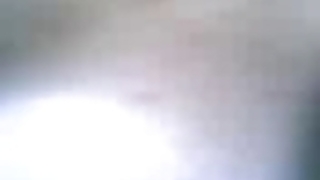 ベッドの上でマレーハードコアカップル ベッドの上でマレーハードコアカップル