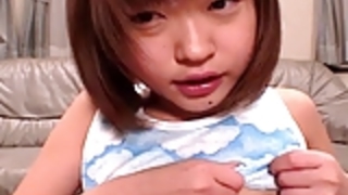 日本のティーンは彼女のプライベートビデオを共有する 日本のティーンは彼女のプライベートビデオを共有する