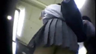 スパイギャルのパンティーバックライティング