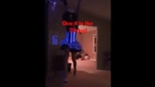 ティリーホール、彼女のファックマシン#9 ティリーホール、彼女のファックマシン#9