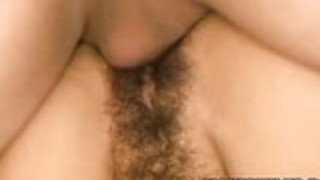 日本の熟女毛深いプッシー 日本の熟女毛深いプッシー