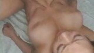 ビッグティット日本人は激しく掘り起こされる ビッグティット日本人は激しく掘り起こされる