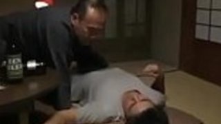 父親が虐待した眠っている妻 - 完全なビデオをhttp://btc.ms/fulでダウンロードしてください 父親が虐待した眠っている妻 - 完全なビデオをhttp://btc.ms/fulでダウンロードしてください