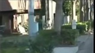 無邪気な日本人は、見知らぬ人に襲われた 無邪気な日本人は、見知らぬ人に襲われた