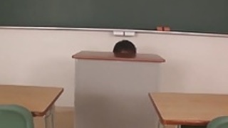 水澤京岡は、教室でちょうどコックのインチを取得 水澤京岡は、教室でちょうどコックのインチを取得