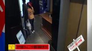 つい触りたくなるほどイイ尻をした弁当配達のおばちゃん つい触りたくなるほどイイ尻をした弁当配達のおばちゃん