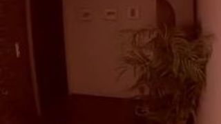 眼鏡の美女女子高生はチンコを握り指を自分のあそこに入れさせる 眼鏡の美女女子高生はチンコを握り指を自分のあそこに入れさせる