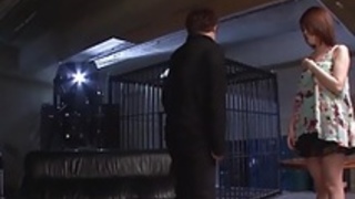 彼女の毛皮のようなオマンコを強打するためにヘビーなコックを得るユナサツキ 彼女の毛皮のようなオマンコを強打するためにヘビーなコックを得るユナサツキ