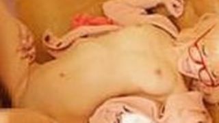 不愉快です!メガネでつるぺたレイヤーがオフパコでガン突きされて昇天!(境界の彼方) 不愉快です!メガネでつるぺたレイヤーがオフパコでガン突きされて昇天!(境界の彼方)