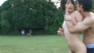 【西野翔】野外のグラウンドで人が見てるのお構いないしでハメまくる 【西野翔】野外のグラウンドで人が見てるのお構いないしでハメまくる