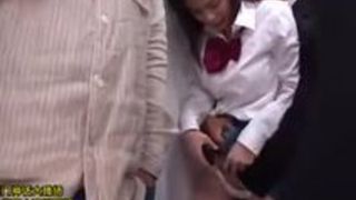 痴漢に犯されてしまった女子高生!JKなのに半端ないおっぱい…こりゃ抜けるに決まってる 痴漢に犯されてしまった女子高生!JKなのに半端ないおっぱい…こりゃ抜けるに決まってる