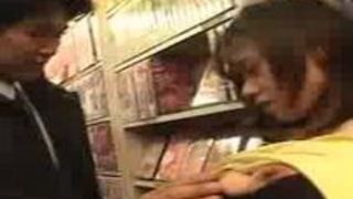 【楠真由美露出】五十路で巨乳の熟女の、楠真由美の露出プレイがエロい!! 【楠真由美露出】五十路で巨乳の熟女の、楠真由美の露出プレイがエロい!!