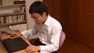 日本の男の子が強制的に彼の友人を招待する日本の熟女教師Pornallday.com 日本の男の子が強制的に彼の友人を招待する日本の熟女教師Pornallday.com