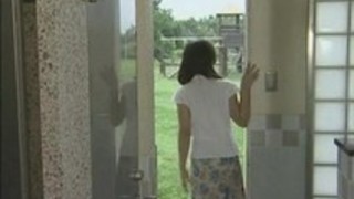 【ヘンリー塚本】浮気をした夫への仕返しで不倫を始めた熟女妻。ファックする場所は公衆便所! 【ヘンリー塚本】浮気をした夫への仕返しで不倫を始めた熟女妻。ファックする場所は公衆便所!