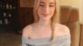 若い素敵な日本の女の子が老人に犯される 若い素敵な日本の女の子が老人に犯される