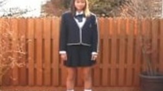 日本の女の子は濡れたパンティーを持っています 日本の女の子は濡れたパンティーを持っています