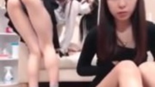 日本の女の子たち3人がカムで楽しく - パート2について 日本の女の子たち3人がカムで楽しく - パート2について