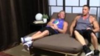 ママの友人の娘の父と日本人 ママの友人の娘の父と日本人