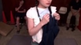 玩具潮吹き小さな日本の赤ん坊を刺激しました 玩具潮吹き小さな日本の赤ん坊を刺激しました