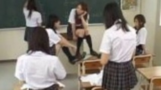 極端なスーパー角質日本の女の子 極端なスーパー角質日本の女の子
