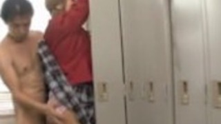 驚くべき日本の女の子は、クレイジーホット運指を楽しんでいます 驚くべき日本の女の子は、クレイジーホット運指を楽しんでいます