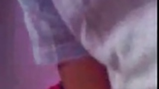 インドネシア·レリー白いコックを吸うと口の中で兼を取る インドネシア·レリー白いコックを吸うと口の中で兼を取る