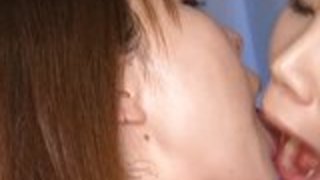 小川あさ美のアジアの女の子が触手と戦う 小川あさ美のアジアの女の子が触手と戦う