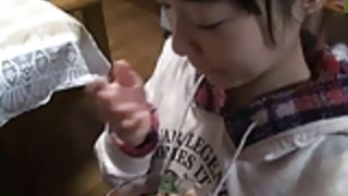 日本の十代のフェラチオと食品利用兼 日本の十代のフェラチオと食品利用兼