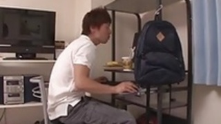 ハタノ・ユイは彼女の唇を使って全身を貪る ハタノ・ユイは彼女の唇を使って全身を貪る