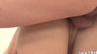 バイブレーターのディックの浸透に深い日本のjav - jav18hd.netを舐めるライディング バイブレーターのディックの浸透に深い日本のjav - jav18hd.netを舐めるライディング