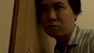 日本人の母と妹が変態した息子を責める 日本人の母と妹が変態した息子を責める