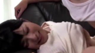 上原亜衣:義父に力ずくで犯されてしまう美女妻。年老いたチ〇ポでの強制、寝取られセクロス 上原亜衣:義父に力ずくで犯されてしまう美女妻。年老いたチ〇ポでの強制、寝取られセクロス