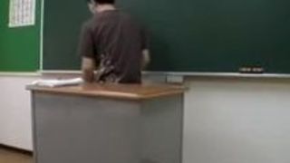変態 教師 パンティ クリ 教え子
