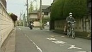 日本のお母さんは、彼女の友人をファックするために丸い娘を誘惑する 日本のお母さんは、彼女の友人をファックするために丸い娘を誘惑する