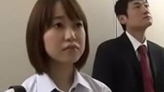 篠田悠エレベーターファック 篠田悠エレベーターファック