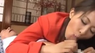 義父のチンコをしゃぶりあげる人妻青木美空 義父のチンコをしゃぶりあげる人妻青木美空