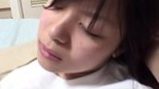 酔っぱらったジャパニーズ・レディーは顔を合わせて眠っている - もっと見るhttp://onlyjavhd.com 酔っぱらったジャパニーズ・レディーは顔を合わせて眠っている - もっと見るhttp://onlyjavhd.com