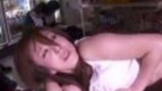 【澤村レイコ】色っぽい人妻がコンビニに立てこもった凶悪犯にレイプされ、イラマチオで口内射精 【澤村レイコ】色っぽい人妻がコンビニに立てこもった凶悪犯にレイプされ、イラマチオで口内射精