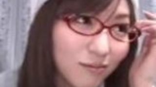 【麻倉憂】赤眼鏡の女子大生が、MM号で外の目線を気にしながら中出しSEX 【麻倉憂】赤眼鏡の女子大生が、MM号で外の目線を気にしながら中出しSEX