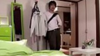 隣人による日本の十代の強制的な性交 隣人による日本の十代の強制的な性交