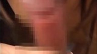 魅力的な日本のアマチュアは彼女の顔や唇にクリームが欲しい 魅力的な日本のアマチュアは彼女の顔や唇にクリームが欲しい